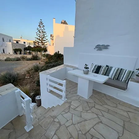 Thetis Deluxe Naousa (Paros)