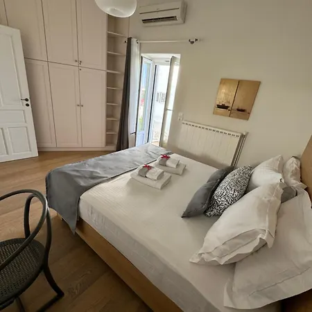Apartmán Thetis Deluxe Nausa