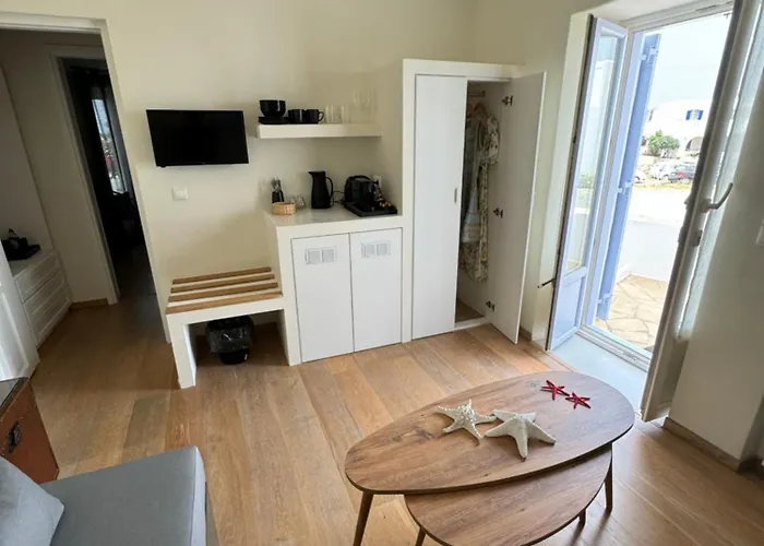 Apartament Thetis Deluxe Nausa