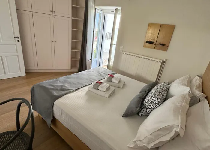 Apartament Thetis Deluxe Nausa